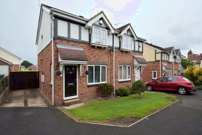 2 Bedroom Semi-Detached House To Rent In Earlswood Mead, Pudsey, LS28