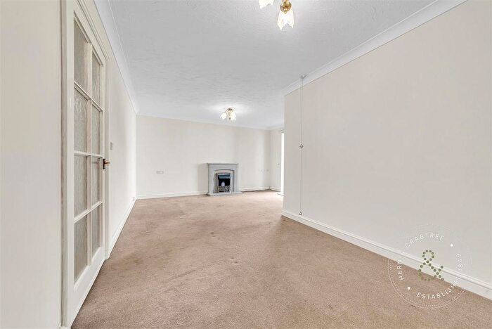 1 Bedroom Flat For Sale In Mclay Court, St. Fagans Road, Fairwater, Cardiff, CF5