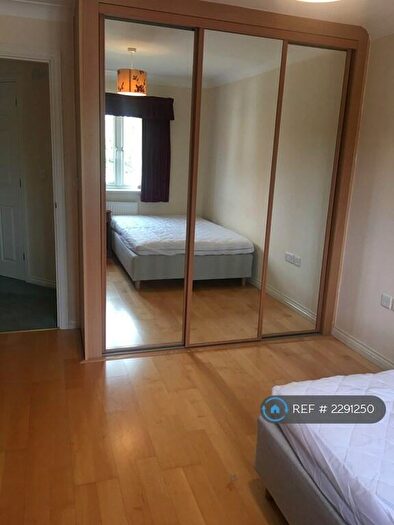 5 Bedroom Semi-Detached House To Rent In Baxendale Road, Chichester, PO19