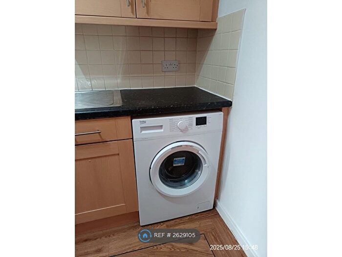 2 Bedroom Flat To Rent In River View, Sunderland, SR1