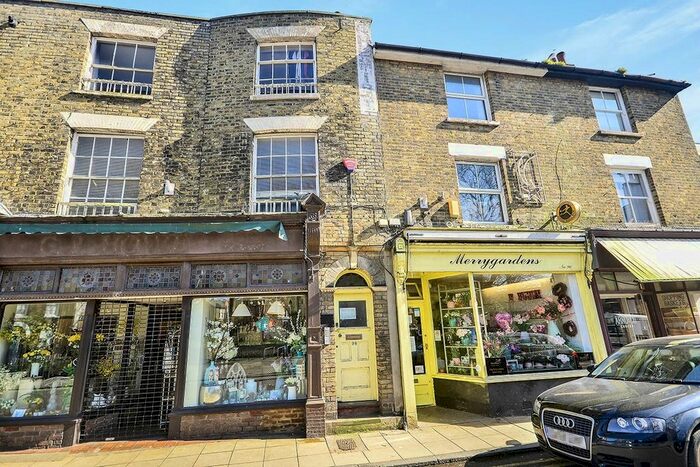 1 Bedroom Flat To Rent In High Street, Deal, Kent, CT14