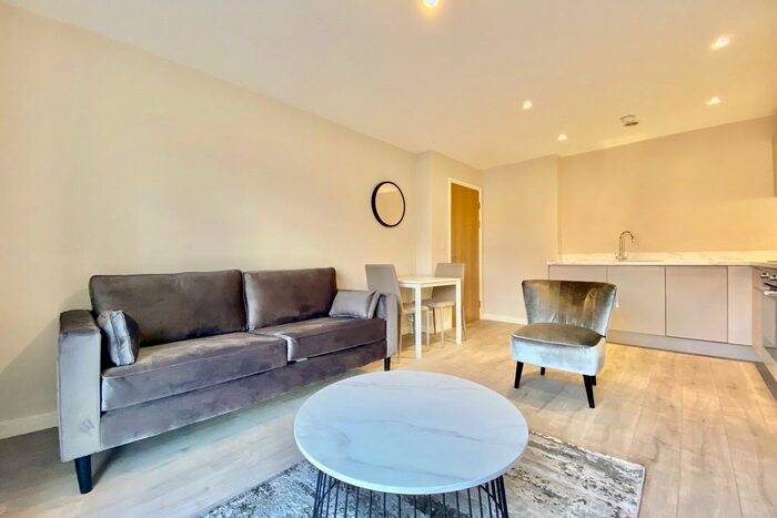 1 Bedroom Apartment To Rent In Green Quarter, Cross Green Lane, LS9