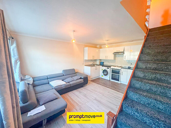 1 Bedroom House To Rent In Chiltern Gardens Luton, LU4