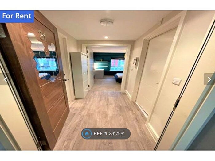 1 Bedroom Flat To Rent In Arodene House, Ilford, IG2