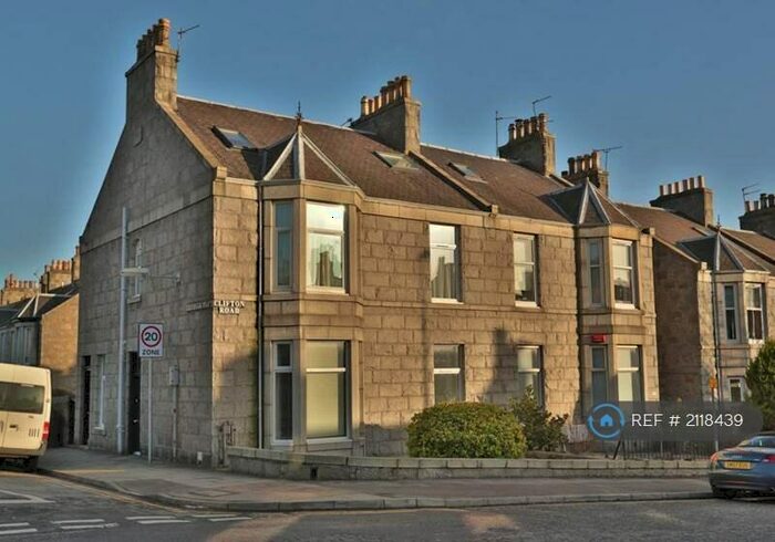 5 Bedroom Flat To Rent In Lilybank Place, Aberdeen, AB24