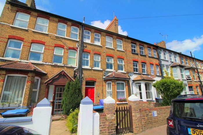 1 Bedroom Flat To Rent In Westgate, CT8