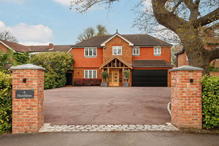 5 Bedroom Detached House For Sale In The Glade, Fetcham, Leatherhead, KT22