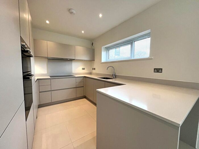 4 Bedroom Detached House To Rent In Berkeley Park, Topsham, Exeter, EX3