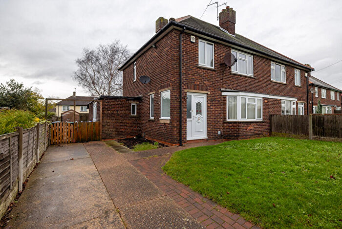 3 Bedroom Semi Detached House To Rent In Barnby Dun Road, Doncaster, DN2