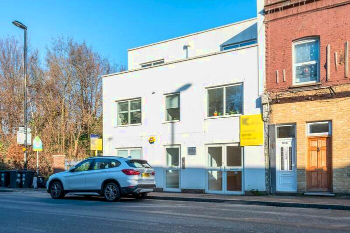 2 Bedroom Flat For Sale In Parkview Apartments, Brookmill Road, London, SE8