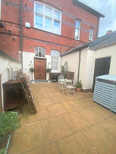 2 Bedroom Apartment To Rent In Huntingdon Drive, Nottingham, NG7
