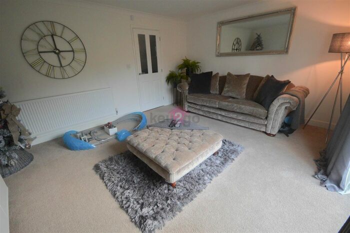 3 Bedroom Terraced House To Rent In Erskine Road, Heeley, S2