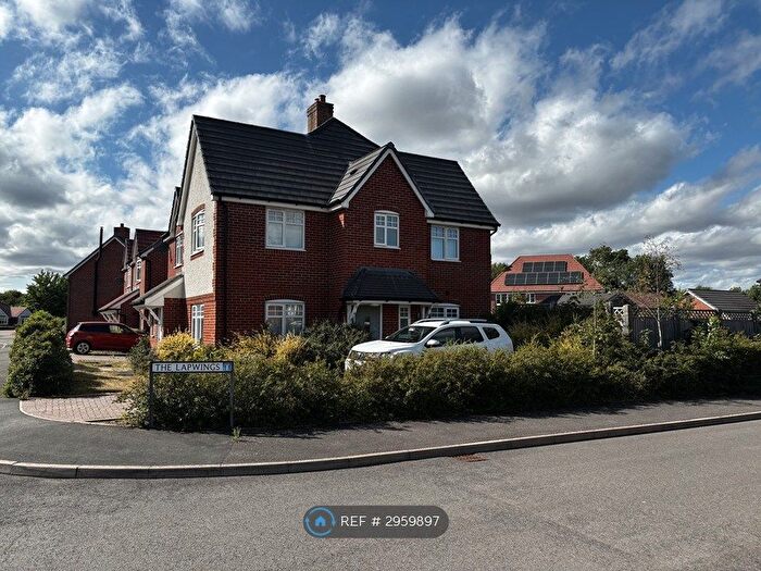 2 Bedroom Semi-Detached House To Rent In The Lapwings, Pershore, WR10