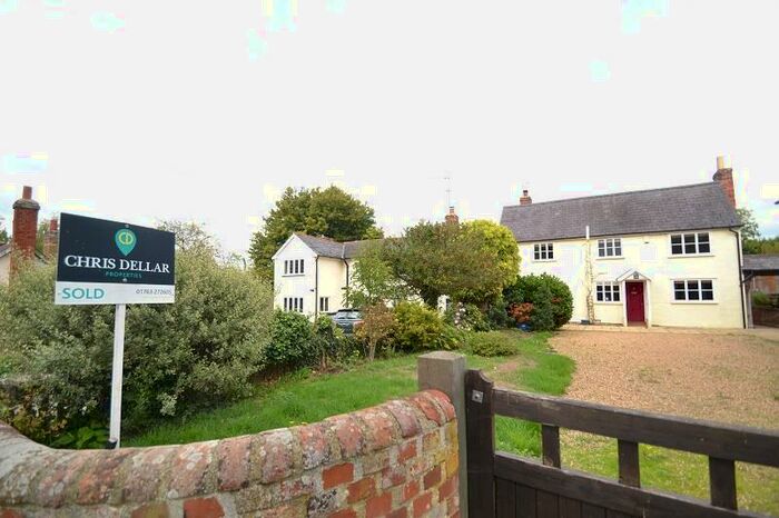3 Bedroom Link Detached House For Sale In Horse Shoe Hill, Great Hormead, SG9
