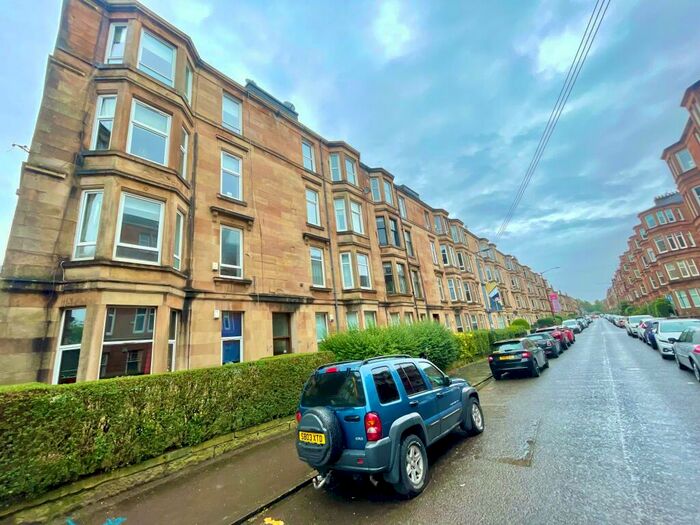 2 Bedroom Flat To Rent In Deanston Drive, Shawlands, G41
