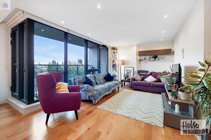 2 Bedroom Apartment To Rent In Cadmium Square, London, E2