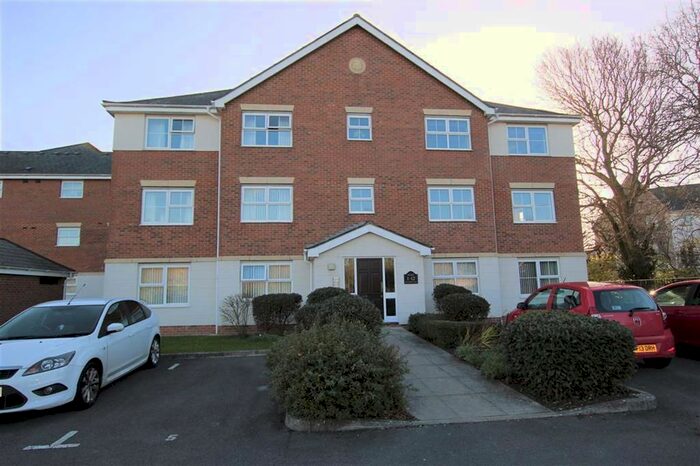 2 Bedroom Flat To Rent In Jasmine Way, Weston-Super-Mare BS24