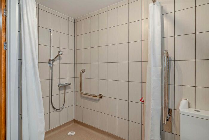 2 Bedroom Flat For Sale In Greaves Road, Lancaster, LA1