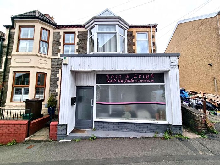 2 Bedroom Flat To Rent In Van Road, Caerphilly, CF83