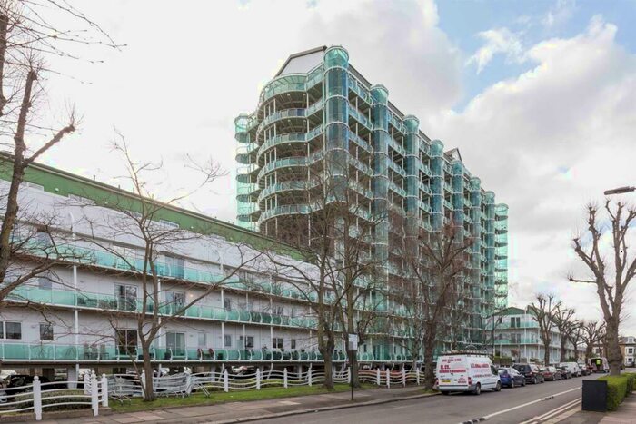 3 Bedroom Apartment To Rent In Sydney Road, Enfield Town, EN2