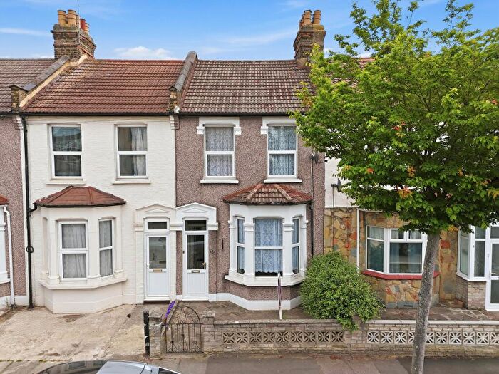 3 Bedroom Terraced House For Sale In Perkins Road, Ilford, IG2