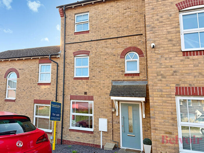 3 Bedroom Town House For Sale In John Lea Way, Wellingborough, NN8