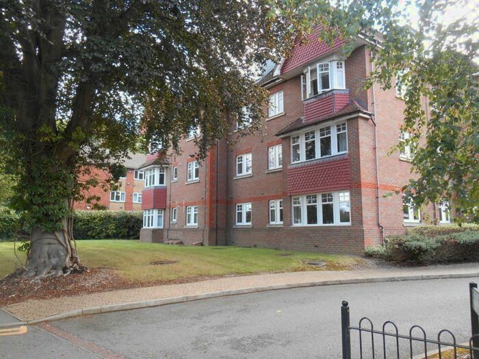 1 Bedroom Flat To Rent In Rickmansworth Road, Watford, WD18