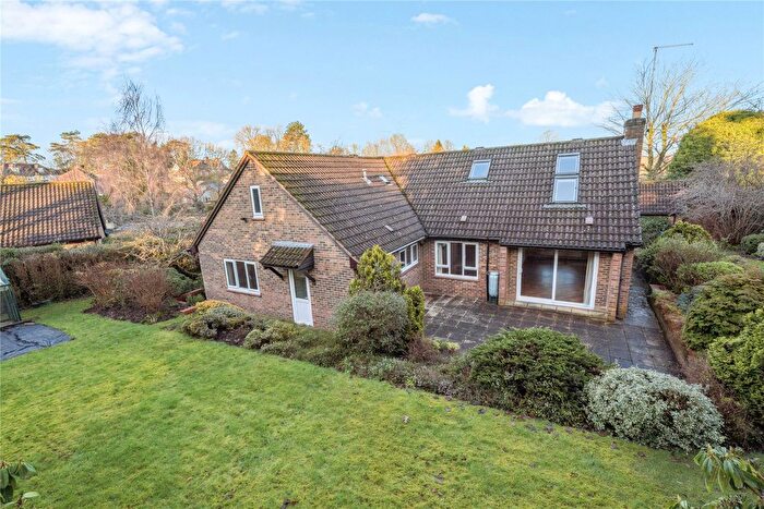 4 Bedroom Bungalow To Rent In Kingsdale Road, Berkhamsted, Hertfordshire, HP4