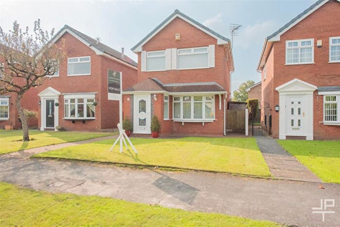 3 Bedroom Detached House For Sale In Garton Drive, Lowton, Warrington, WA3
