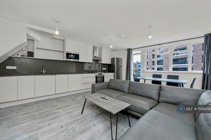 4 Bedroom Maisonette To Rent In Fellows Court, London, E2