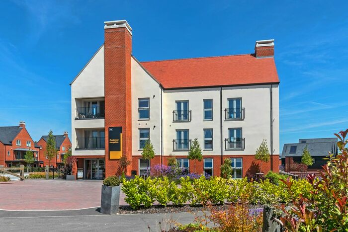 2 Bedroom Flat To Rent In Granadiers Road, Winchester, SO22