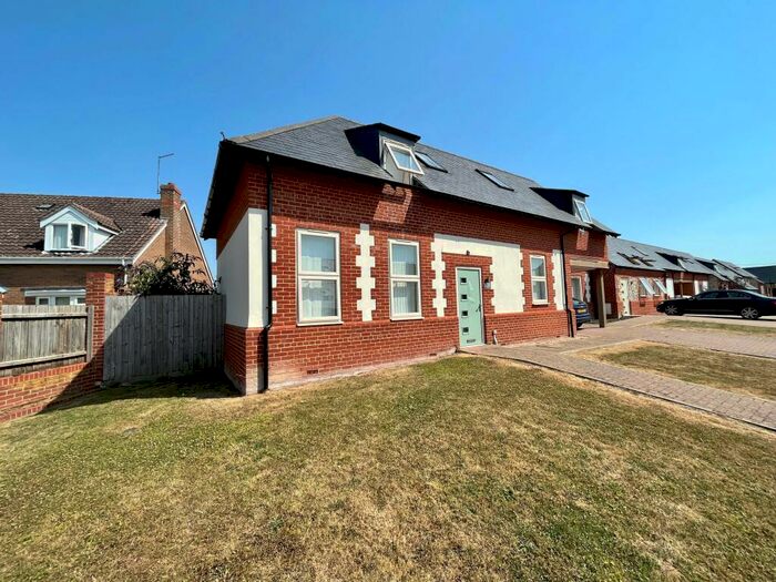 3 Bedroom Barn Conversion To Rent In Hall Farm Close, Feltwell, Thetford, IP26