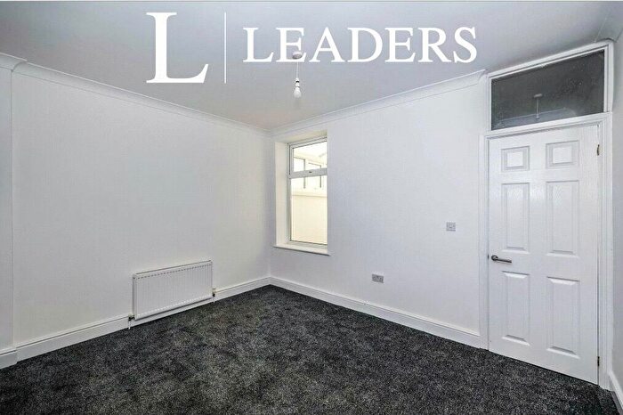 3 Bedroom Terraced House For Sale In Samuel Road, Portsmouth, Hampshire, PO1