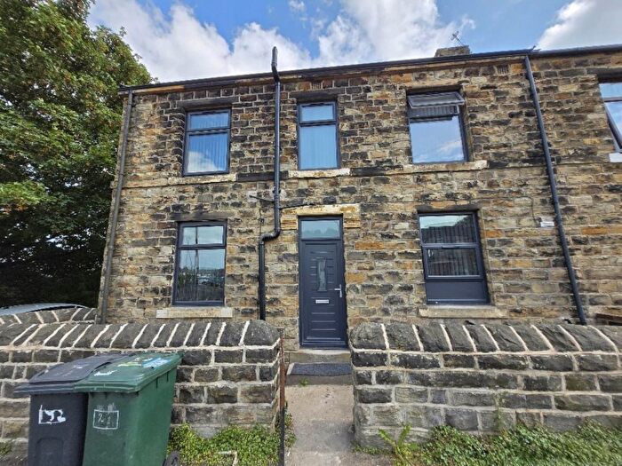 3 Bedroom Terraced House To Rent In Headfield Rd, Dewsbury, WF12