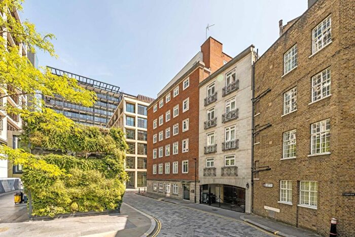 1 Bedroom Flat To Rent In Pemberton Row, Fleet Street, City Of London, EC4A