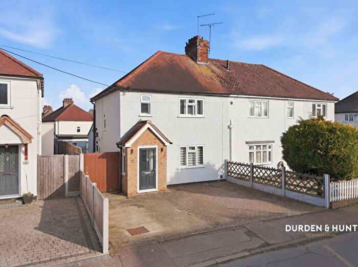 2 Bedroom Semi-Detached House For Sale In Fairfield Road, Ongar, CM5