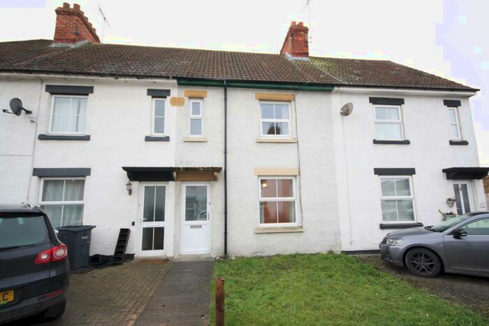 2 Bedroom Cottage To Rent In Bentley Grove, Calne, Wiltshire, SN11