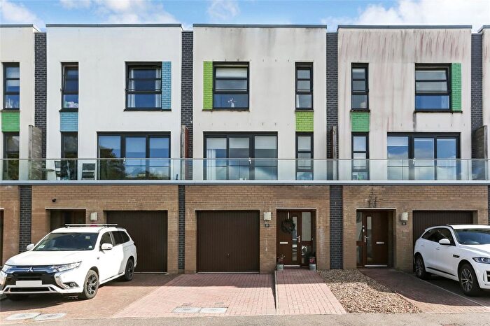 4 Bedroom Detached House For Sale In Accord Crescent, Paisley, Renfrewshire, PA2