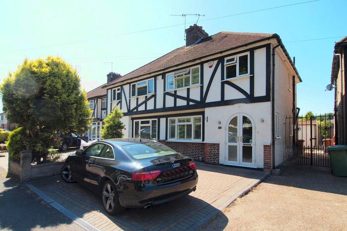 3 Bedroom Semi-Detached House To Rent In Elm Way, Ewell, KT19