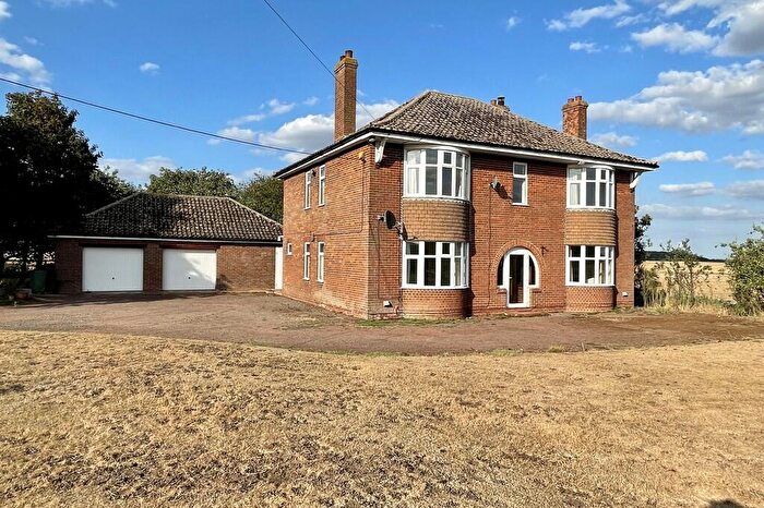 4 Bedroom Detached House To Rent In Stoke Road, Wereham, PE33