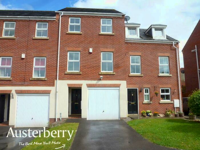 4 Bedroom Town House To Rent In Willow Tree Grove, Heron Cross, Stoke-On-Trent, Staffordshire, ST4