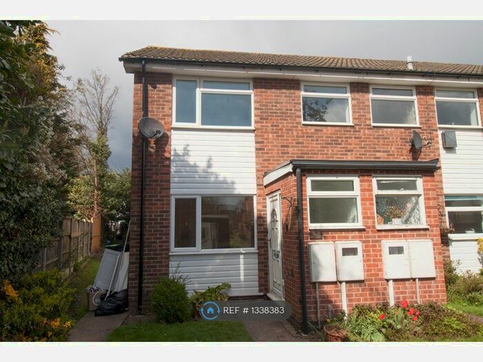 2 Bedroom Flat To Rent In Lucerne Close, Nottingham, NG11