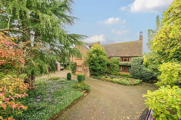 5 Bedroom Detached House For Sale In Hempton, Oxfordshire, OX15