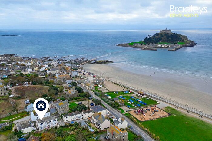 1 Bedroom Flat For Sale In West End, Marazion, Cornwall, TR17