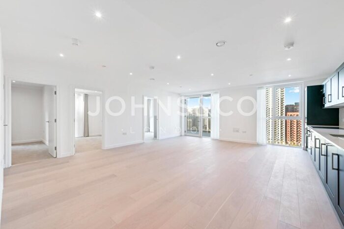 3 Bedroom Flat To Rent In Fulton And Fifth, Fulton Rd, Wembley, HA9