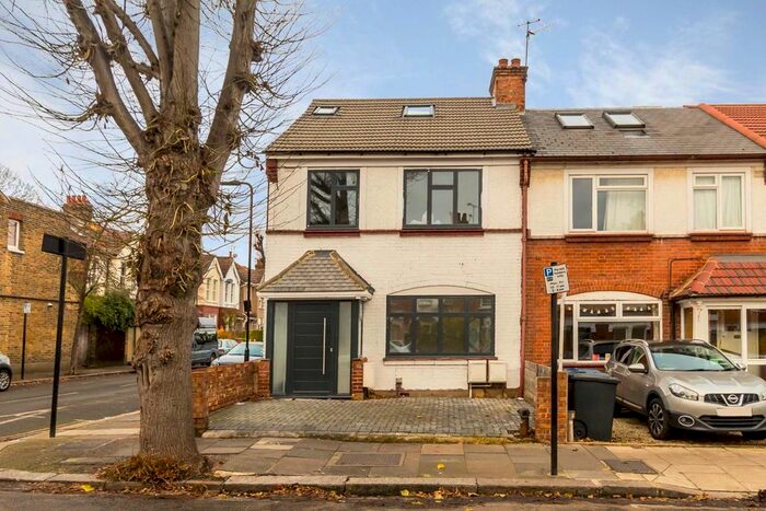 2 Bedroom Flat To Rent In Ealing Park Gardens, London, W5