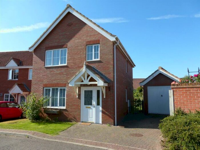4 Bedroom Semi-Detached House To Rent In Mardle Street, Norwich, NR5
