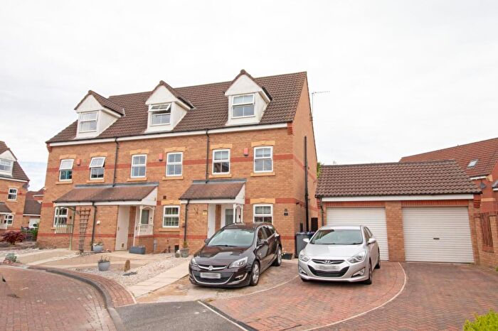3 Bedroom House For Sale In Falcon Grove, Gainsborough, DN21