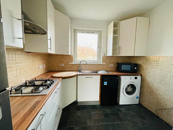 4 Bedroom Flat To Rent In Spalding Crescent, Dalkeith, Midlothian, EH22