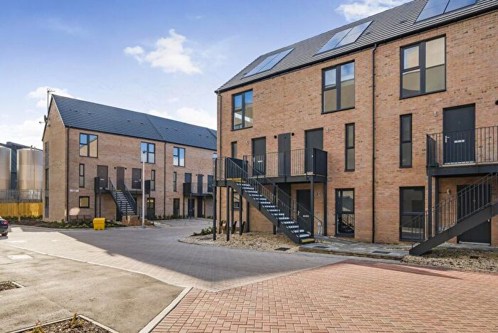 2 Bedroom Maisonette To Rent In Kilpatrick Grove, Bonnington, Edinburgh, EH6